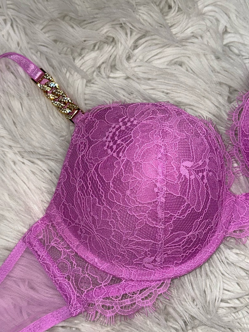 VS • Very Sexy Rhinestone Chain Link Push Up Bra